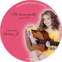 Kis kacsa fürdik